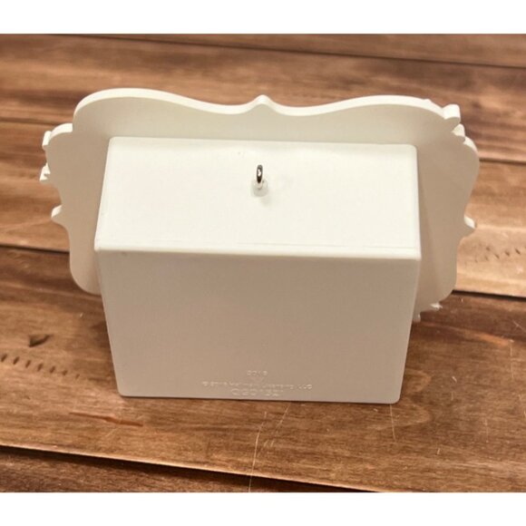 2016 HALLMARK KEEPSAKE ORNAMENT QG01521 ALL IS COZY HOUSE LIGHT UP - Picture 5 of 7